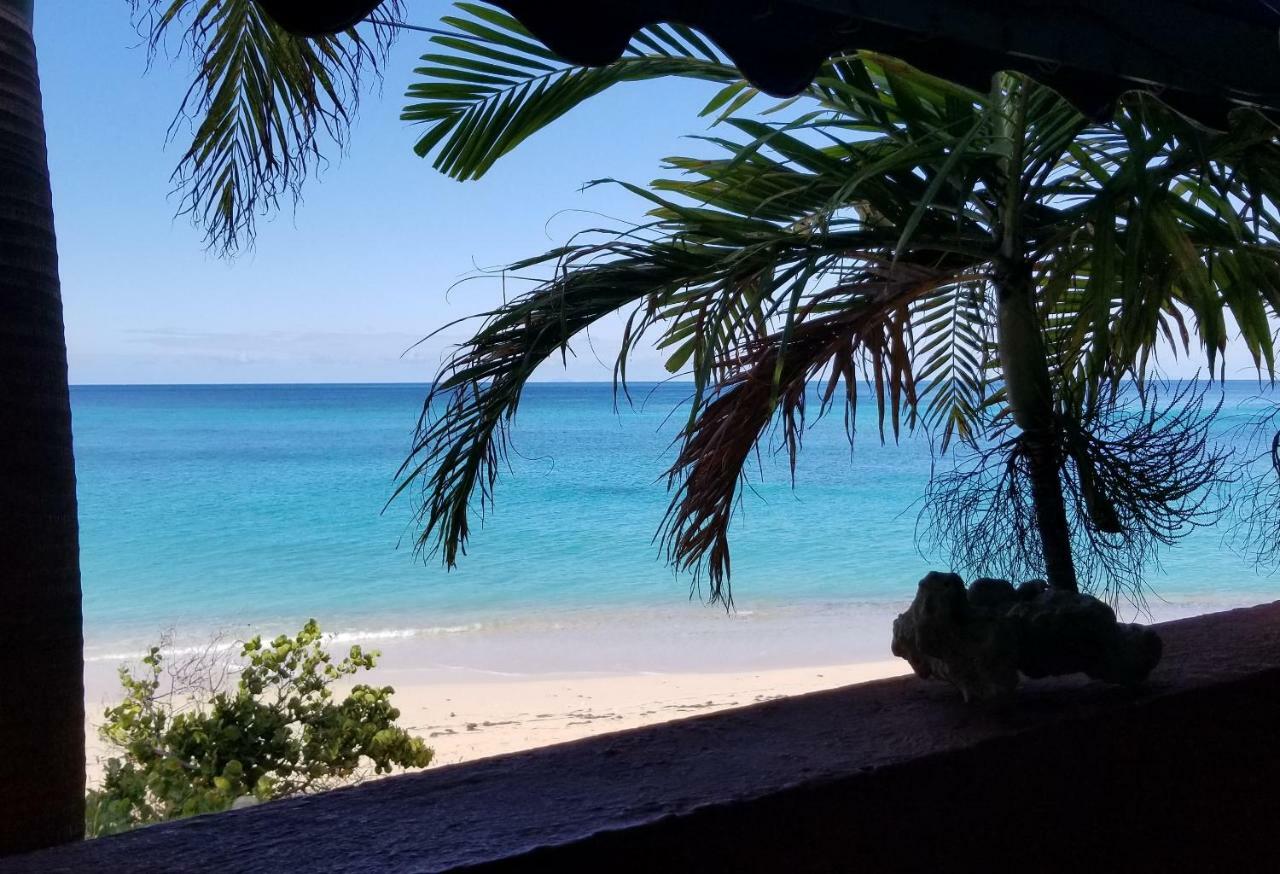 Orrie'S Beach Bar And Hotel Crab Hill Ngoại thất bức ảnh