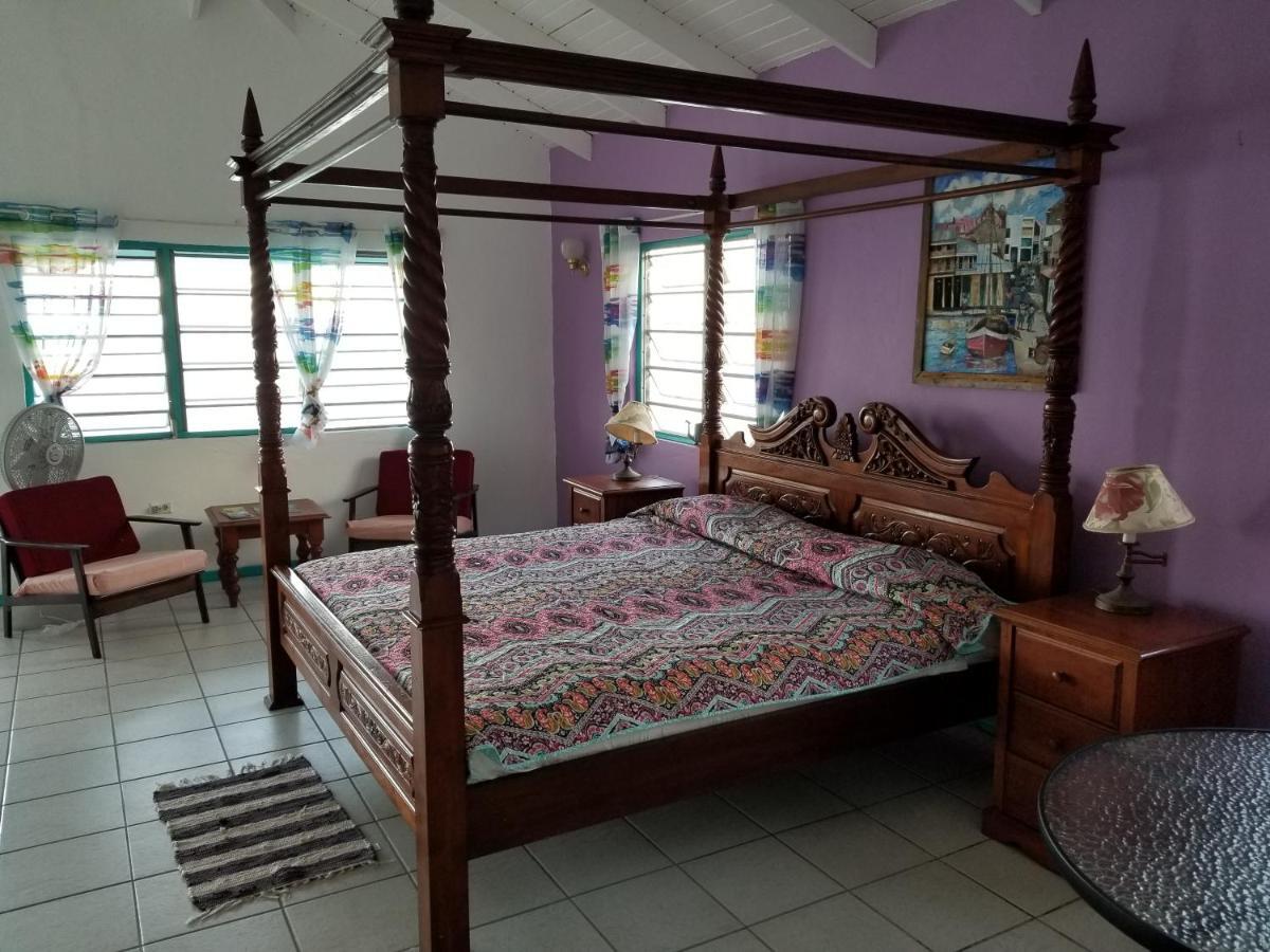 Orrie'S Beach Bar And Hotel Crab Hill Ngoại thất bức ảnh